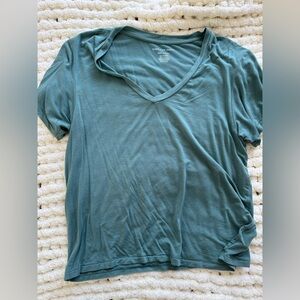 American Eagle Outfitters Women's Blue V-Neck Tee